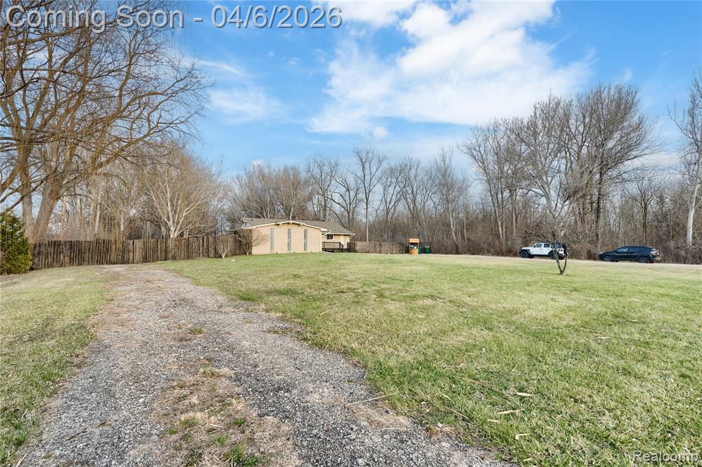 15701 Middlebelt Road Romulus, MI 48174 - Photo 2 of 32