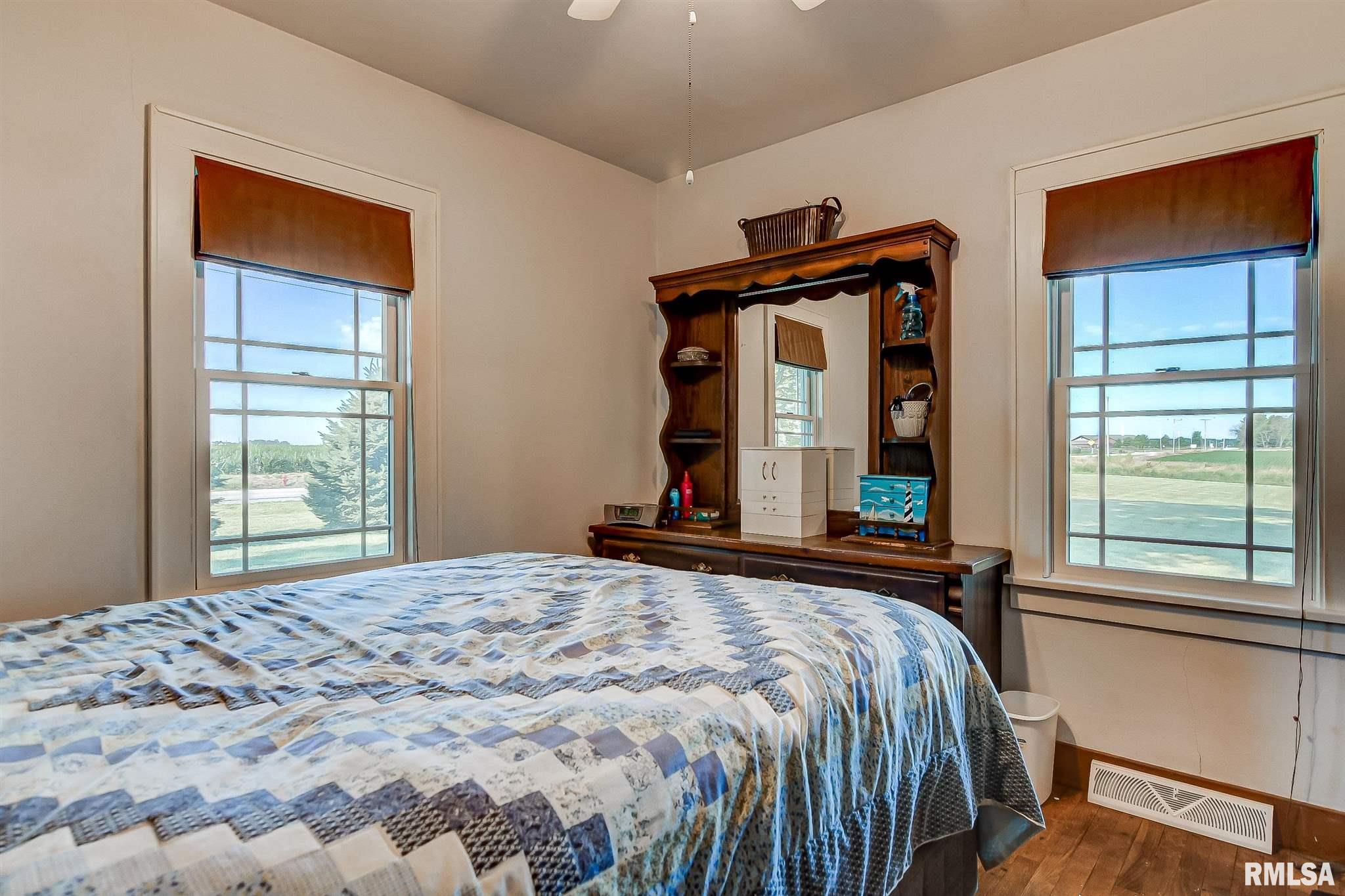 1455 New City Road Pawnee, IL 62558 - Photo 20 of 42 Gallery Image 20
