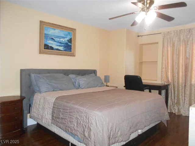 $3,100 | 8317 Opal Cove Drive, Las Vegas, NV 89128