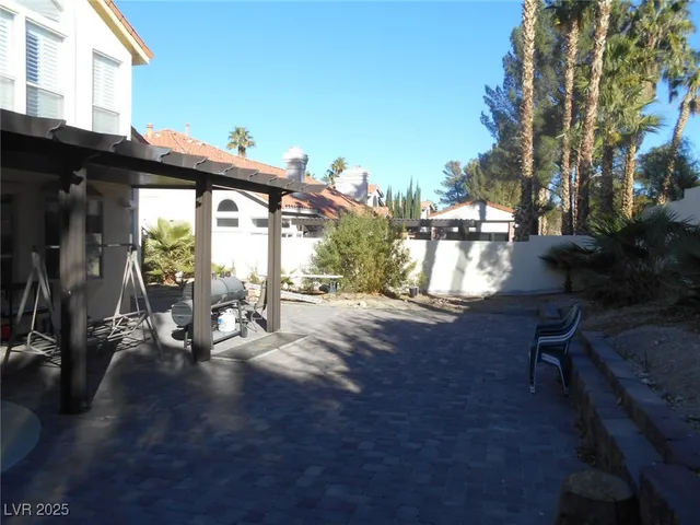 $3,100 | 8317 Opal Cove Drive, Las Vegas, NV 89128