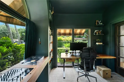$2,600,000 | 273 Northeast 98th Street, Miami Shores, FL 33138