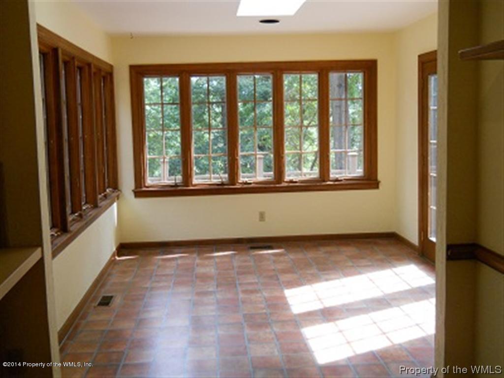 112 Pinepoint Road Williamsburg, VA 23185 - Photo 13 of 13 Gallery Image 13