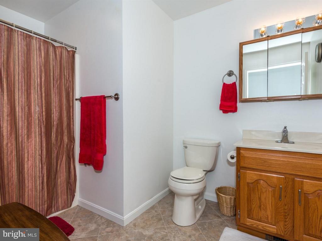 20 Longenecker Road Lititz, PA 17543 - Photo 17 of 26