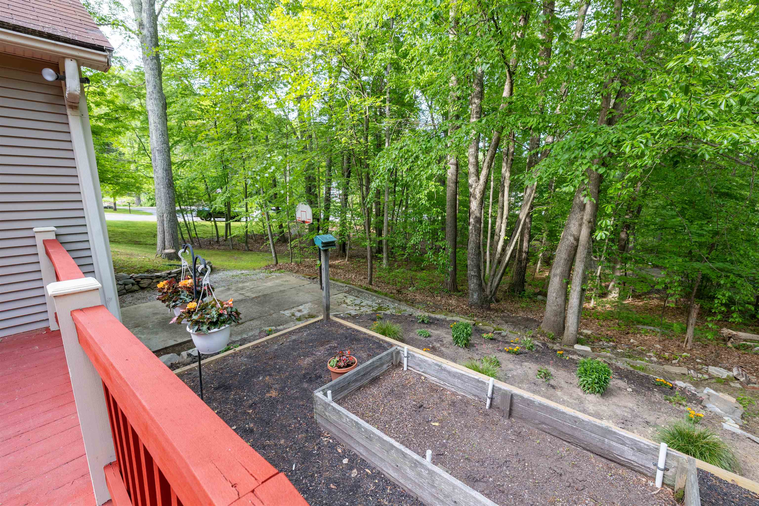 16 Berkeley Street Pelham, NH 03076 - Photo 46 of 50