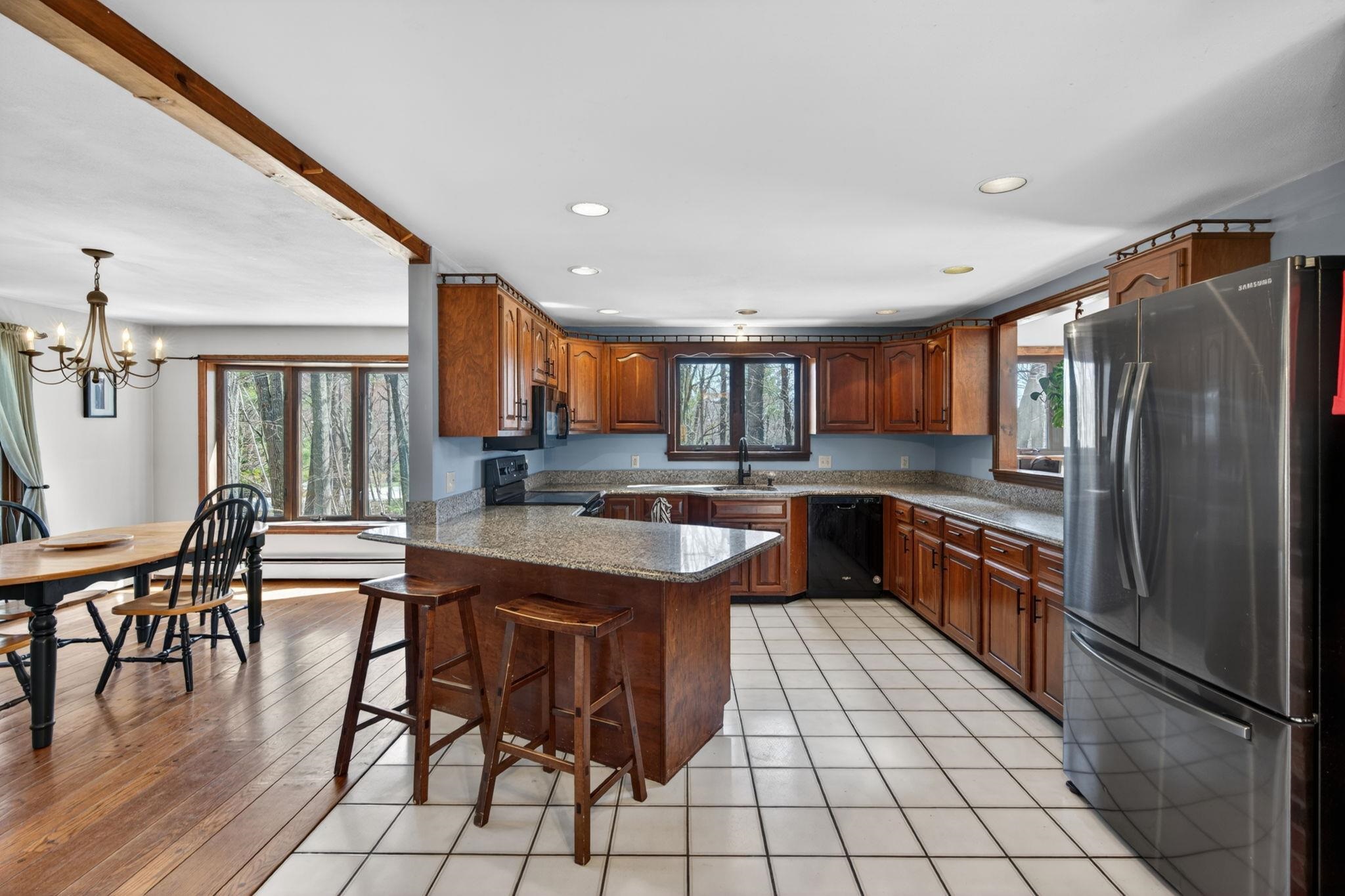 16 Berkeley Street Pelham, NH 03076 - Photo 8 of 50