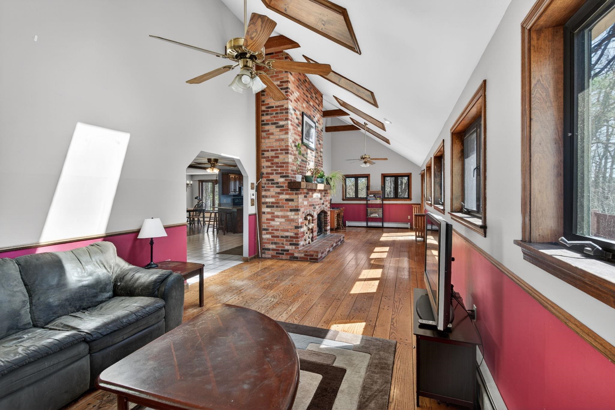 16 Berkeley Street Pelham, NH 03076 - Photo 9 of 50