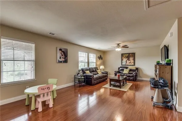 $3,200 | 13034 Ambrose Drive, Frisco, TX 75035