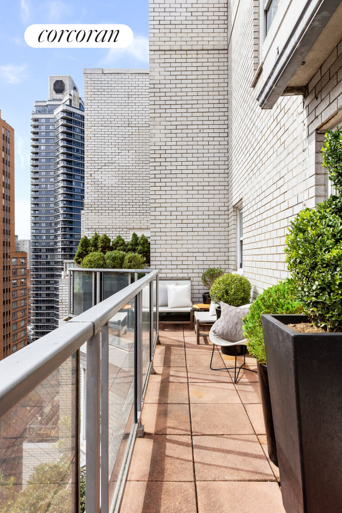 175 East 62nd Street, Unit PHA Manhattan, NY 10065 - Photo 5 of 17 a view of balcony with seating space and plants