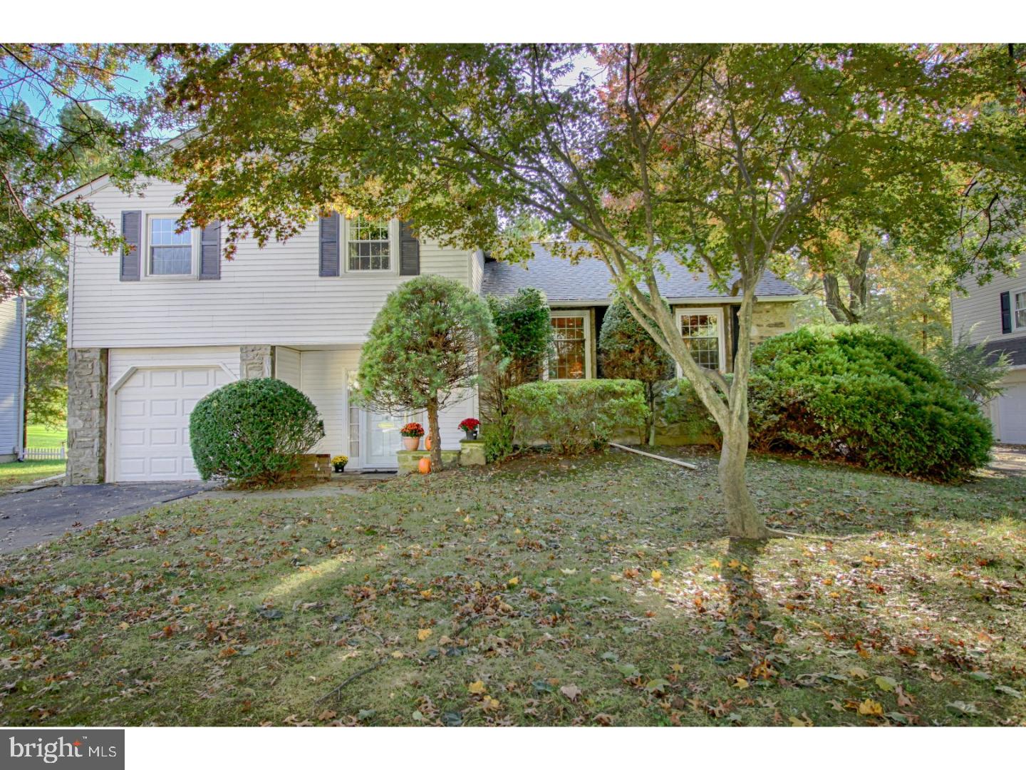 700 West Rolling Road Springfield, PA 19064 - Photo 2 of 25