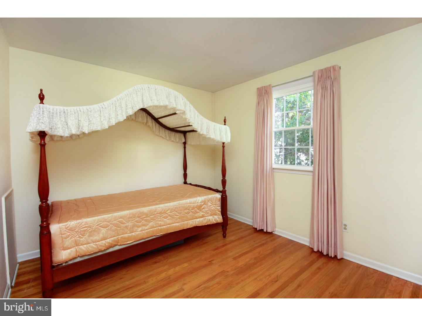 700 West Rolling Road Springfield, PA 19064 - Photo 18 of 25 Bedroom 3