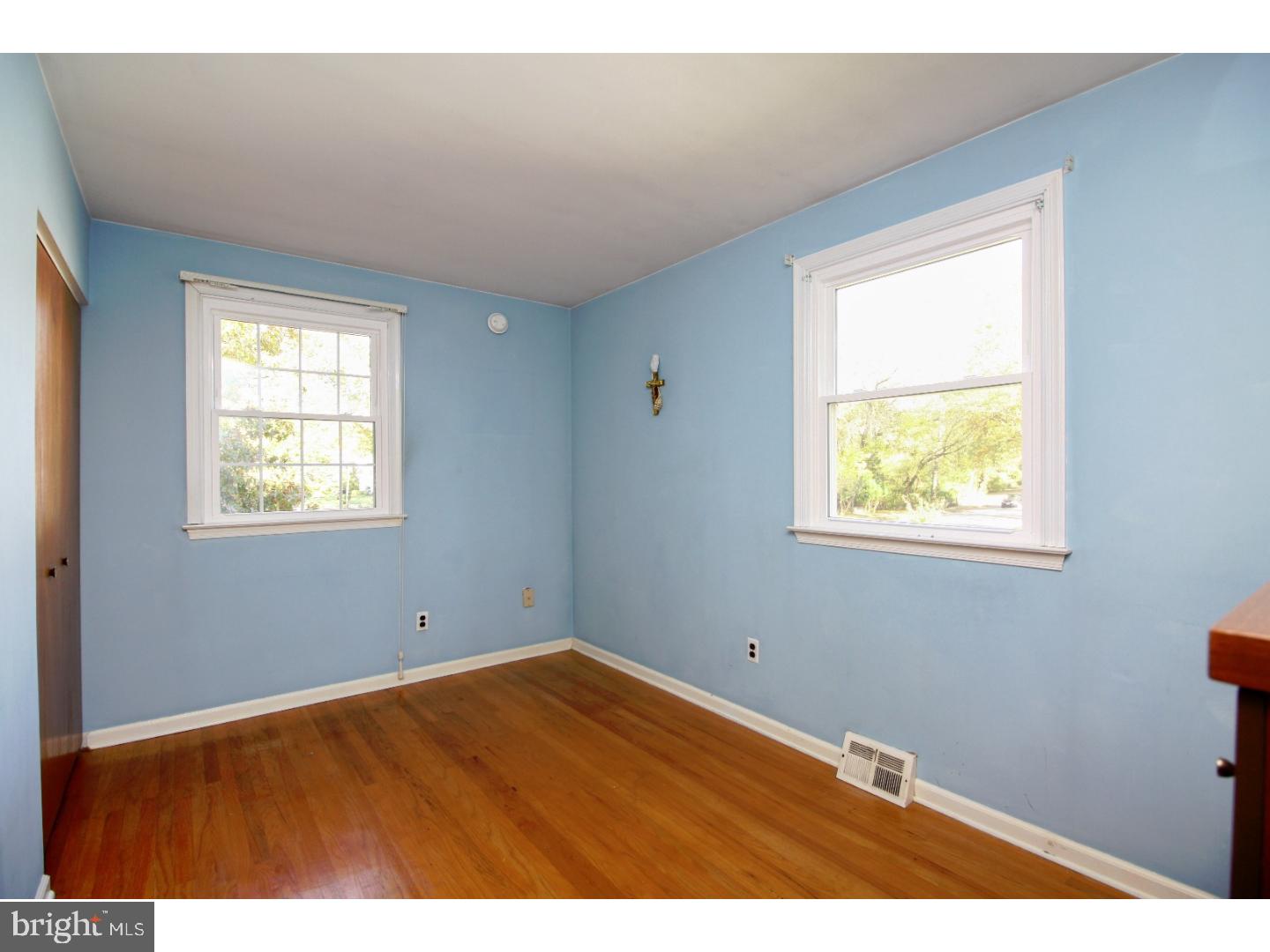 700 West Rolling Road Springfield, PA 19064 - Photo 19 of 25 Bedroom 4