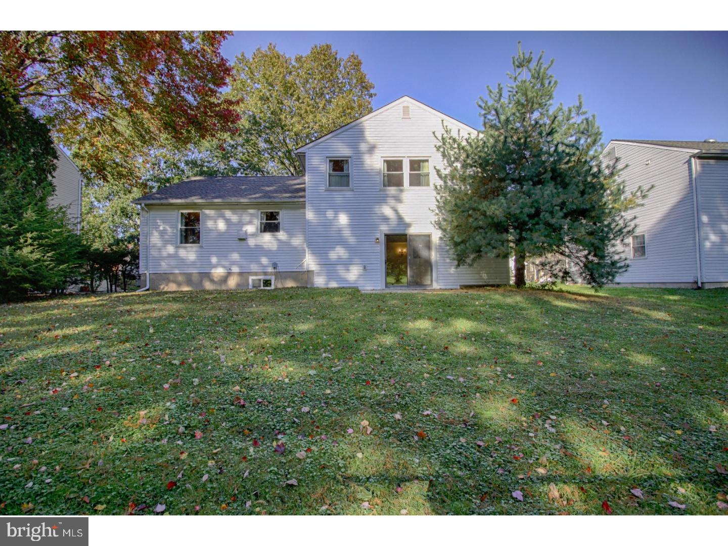 700 West Rolling Road Springfield, PA 19064 - Photo 24 of 25 Exterior Back