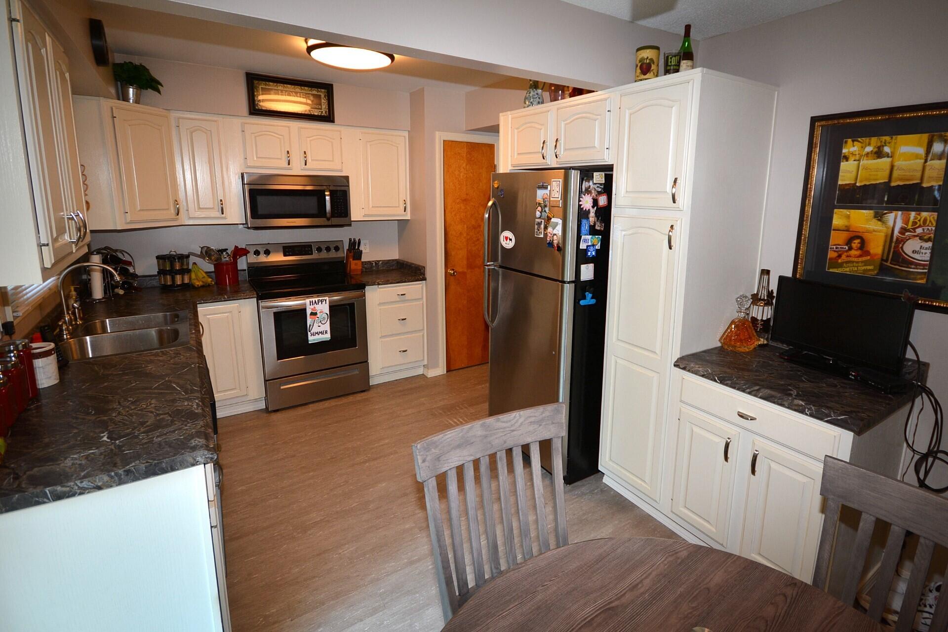 621 Piccadilly Road Kalamazoo, MI 49006 - Photo 6 of 20 thumbnail_DEP_9291
