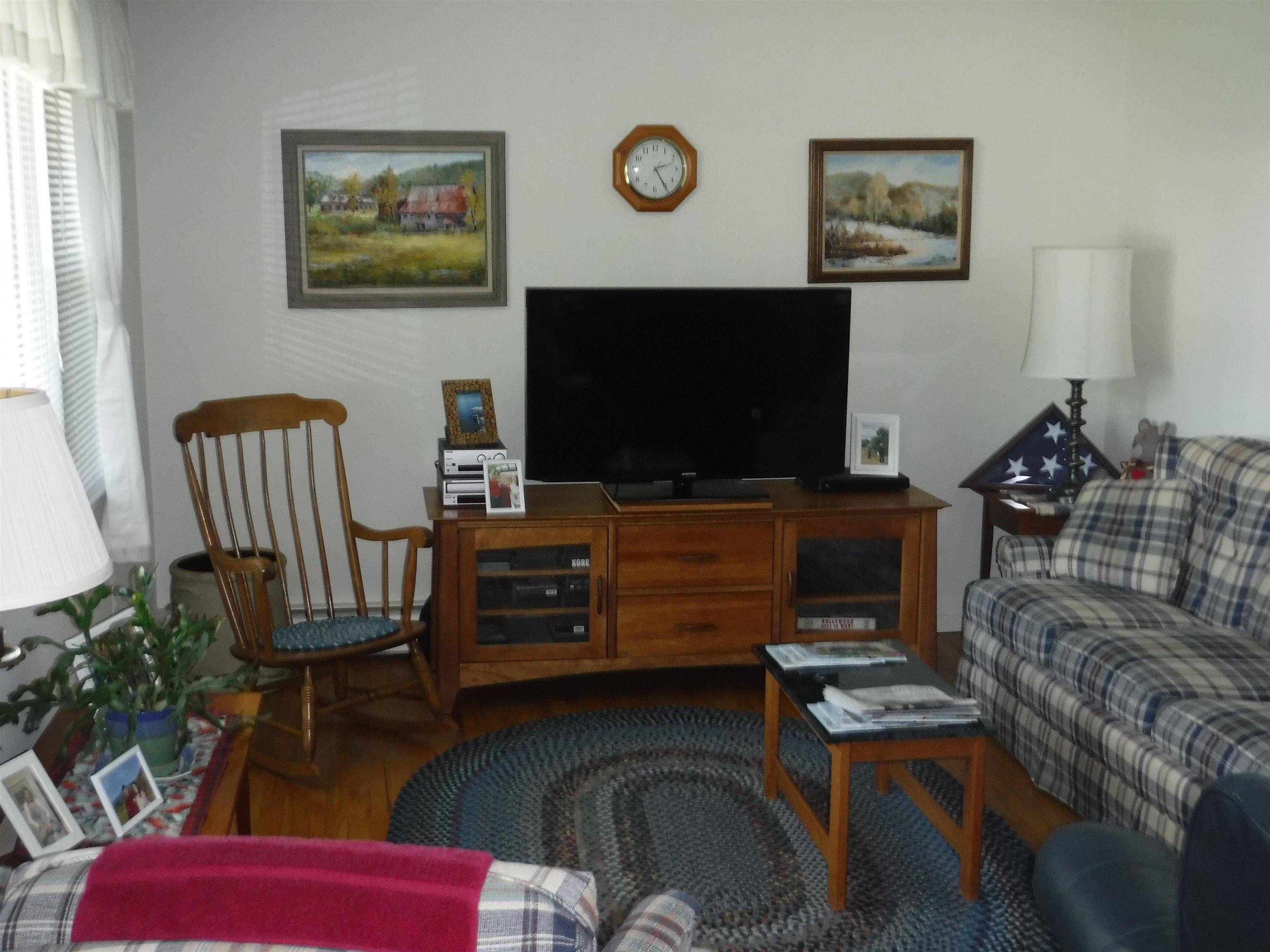 22 Ronaldo Court Rutland, VT 05701 - Photo 4 of 18