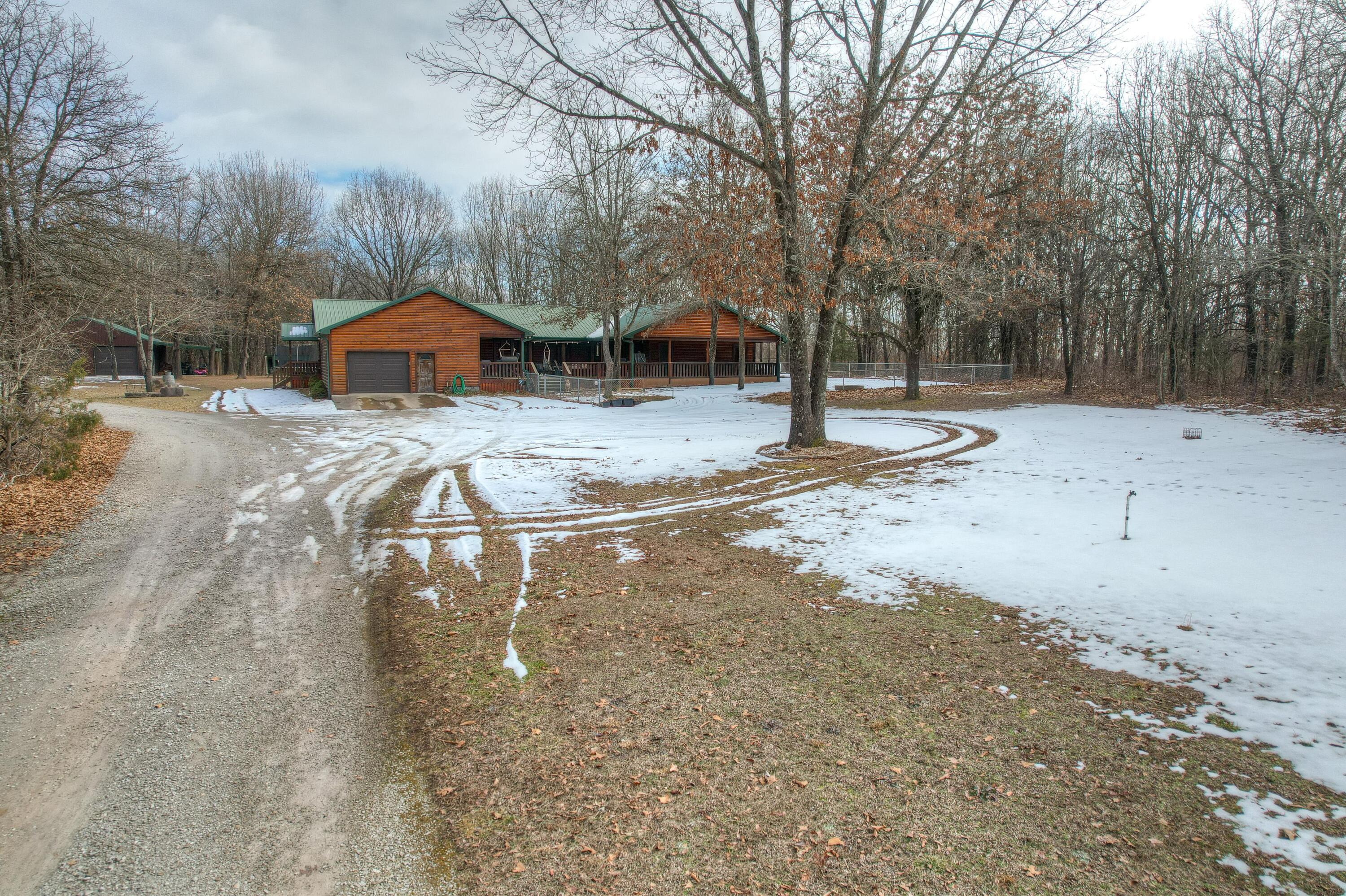 116 Hambrich Hollow Road Anderson, MO 64831 - Photo 4 of 74 004