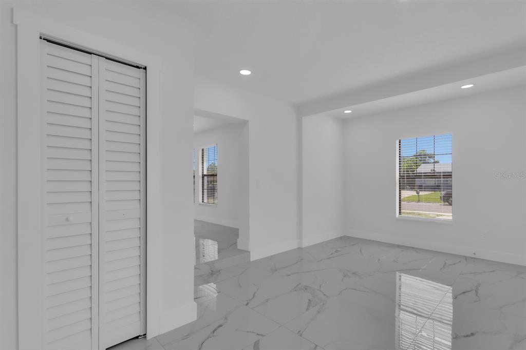 2322 Vincent Road Orlando, FL 32817 - Photo 10 of 29