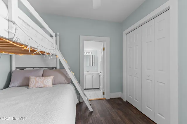 $2,250 | 1406 Evans Street, Unit B, Morehead City, NC 28557