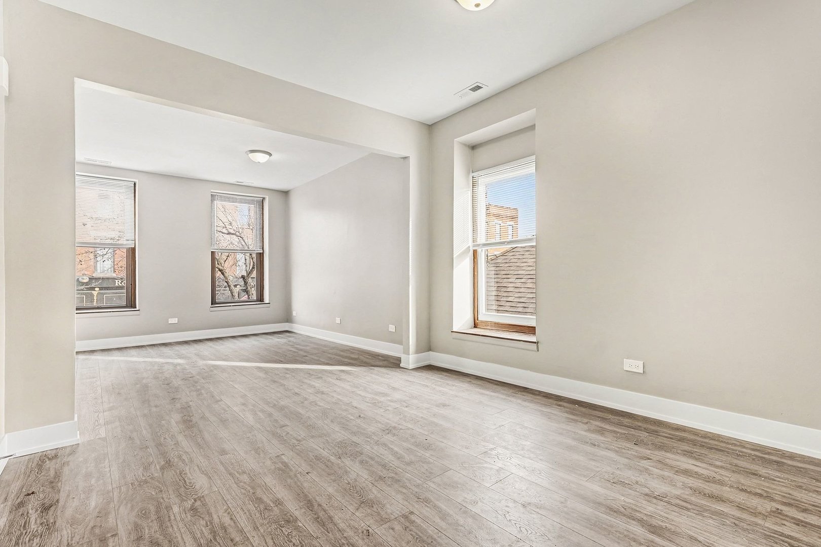 1503 West Taylor Street, Unit 2 Chicago, IL 60607 - Photo 3 of 14