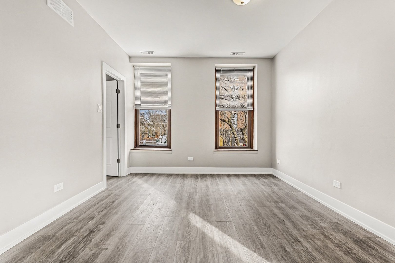 1503 West Taylor Street, Unit 2 Chicago, IL 60607 - Photo 9 of 14