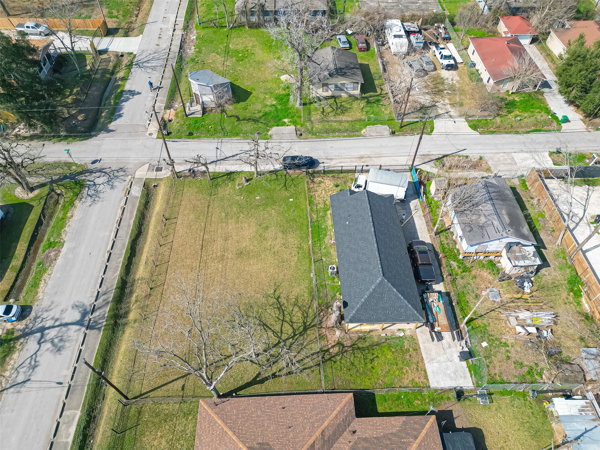 7902 Pointer Street Houston, TX 77016 - Photo 14 of 24 an aerial view of residential houses with outdoor space
