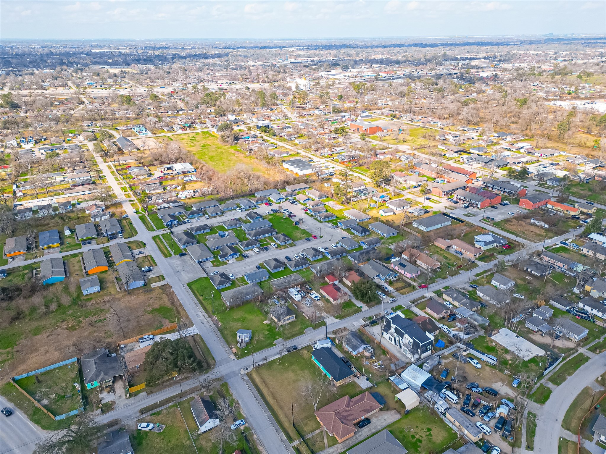 7902 Pointer Street Houston, TX 77016 - Photo 22 of 24 a view of city and ocean