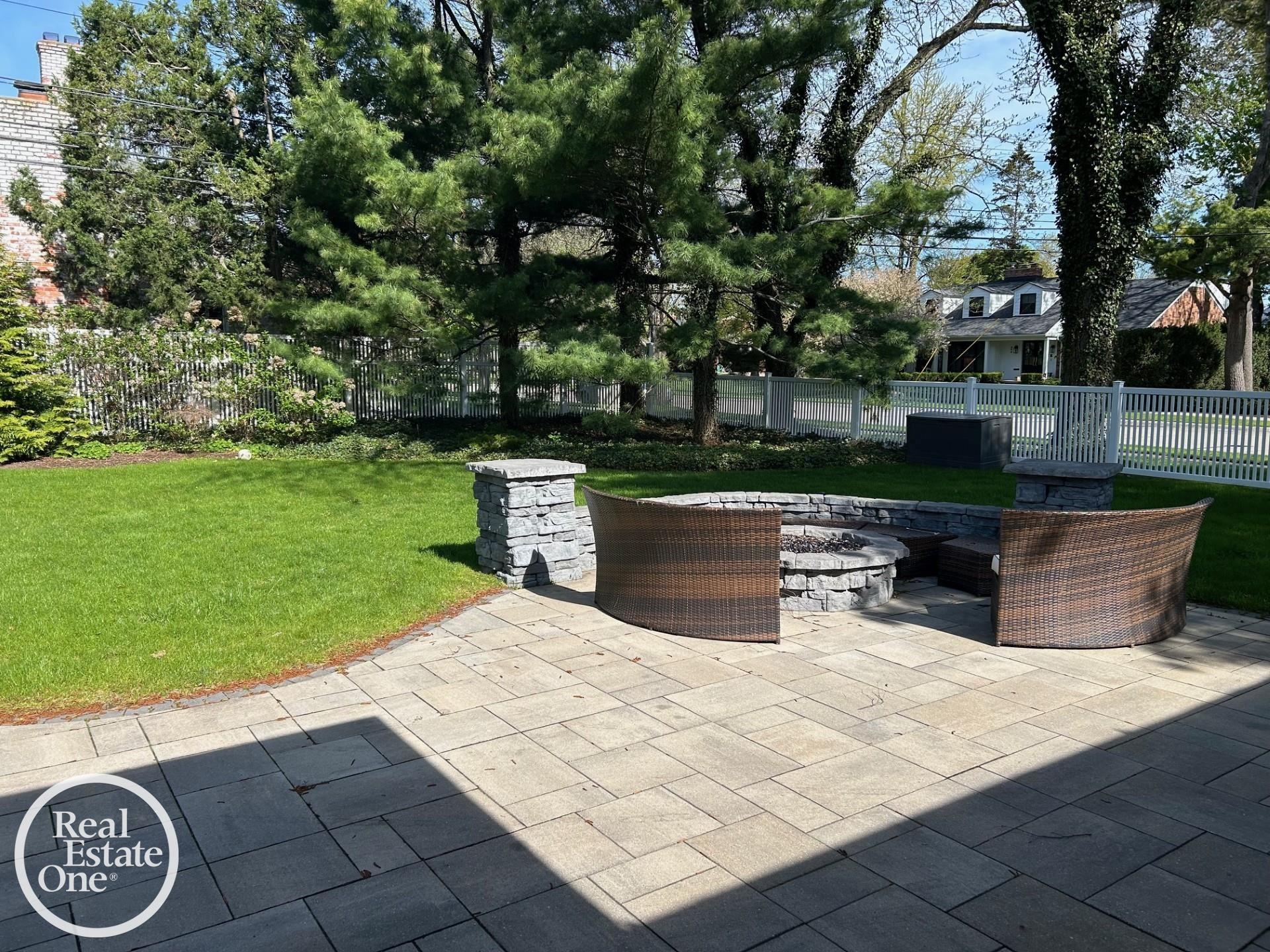 535 Ballantyne Road Grosse Pointe Shores, MI 48236 - Photo 87 of 89