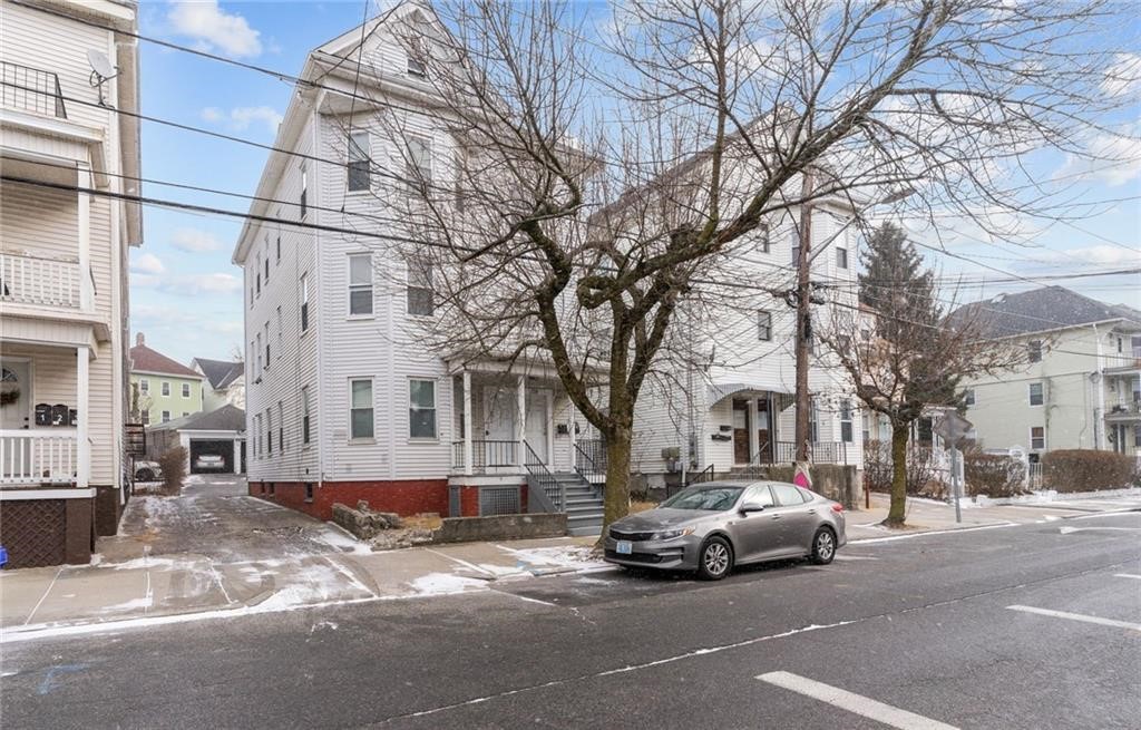 179 Harold Street, Unit 3 Providence, RI 02908 - Photo 1 of 8