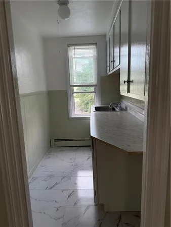 $1,900 | 179 Harold Street, Unit 3, Providence, RI 02908