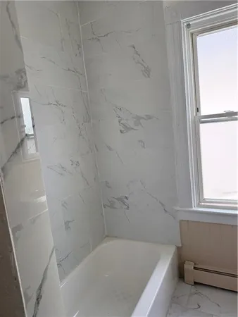 $1,900 | 179 Harold Street, Unit 3, Providence, RI 02908