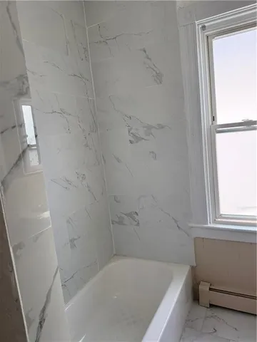 $2,000 | 179 Harold Street, Unit 3, Providence, RI 02908