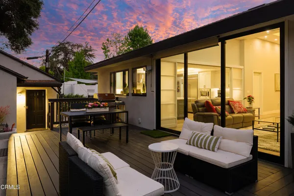 $3,988,000 | 4428 Oakwood Avenue, La Canada Flintridge, CA 91011