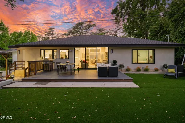 $3,988,000 | 4428 Oakwood Avenue, La Canada Flintridge, CA 91011