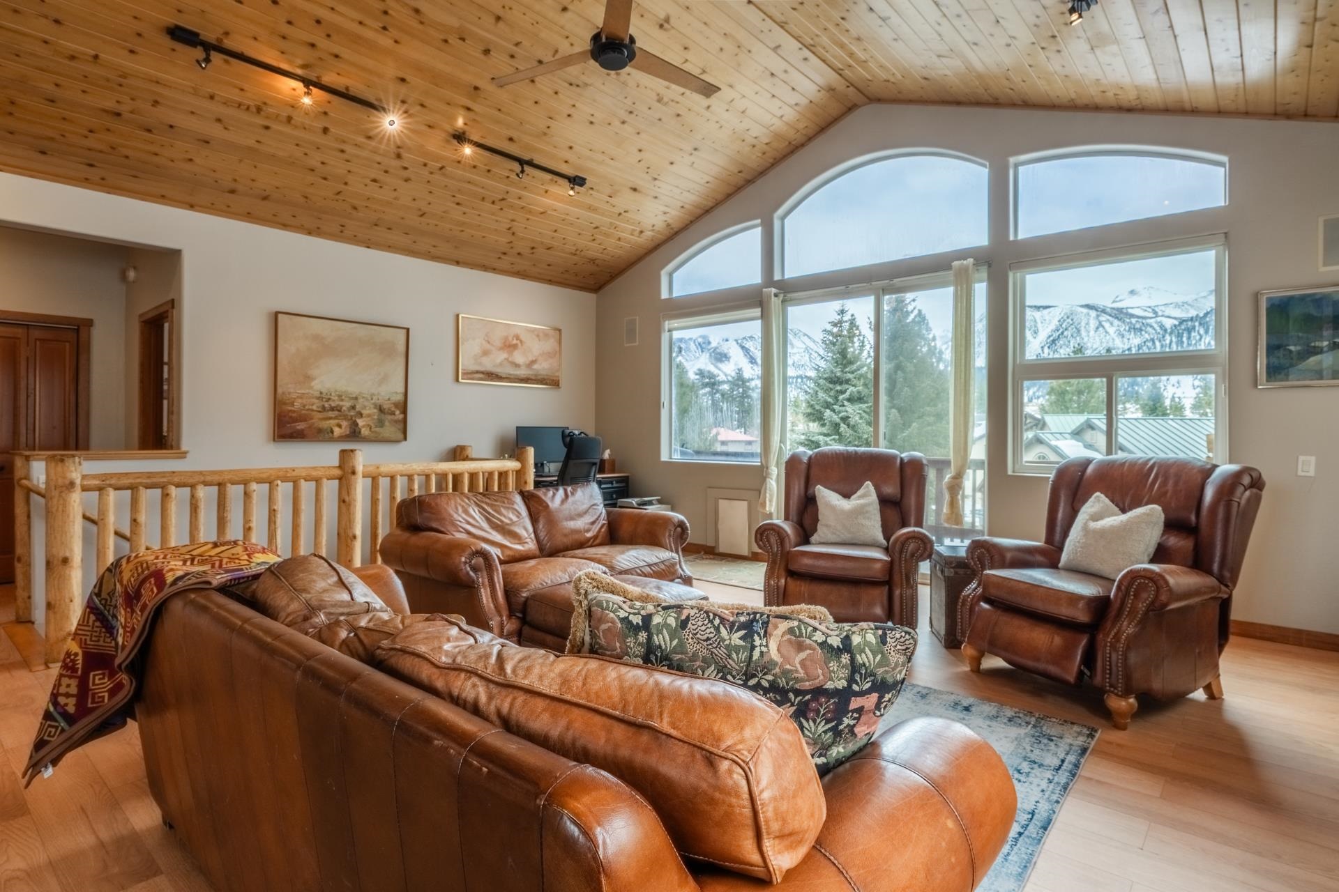 323 Wagon Wheel Road Mammoth Lakes, CA 93546 - Photo 12 of 38 Gallery Image 12