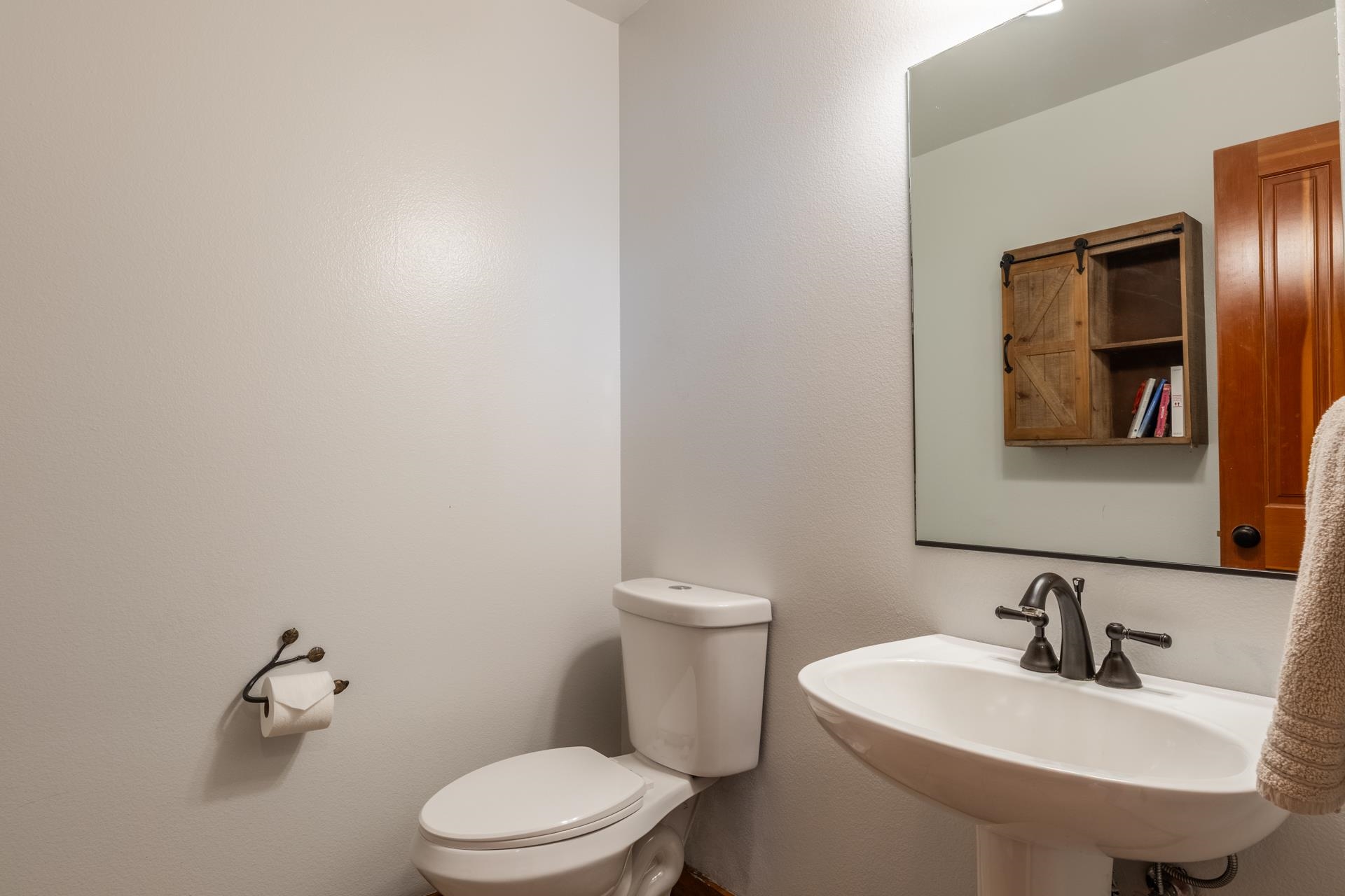 323 Wagon Wheel Road Mammoth Lakes, CA 93546 - Photo 14 of 38 Gallery Image 14