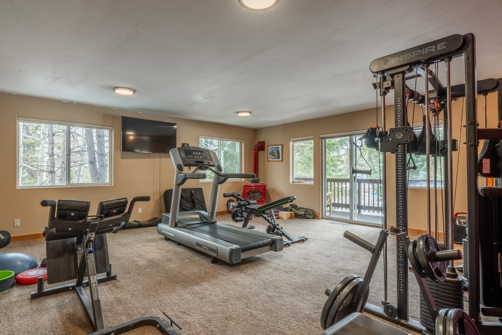 323 Wagon Wheel Road Mammoth Lakes, CA 93546 - Photo 23 of 38 Gallery Image 23