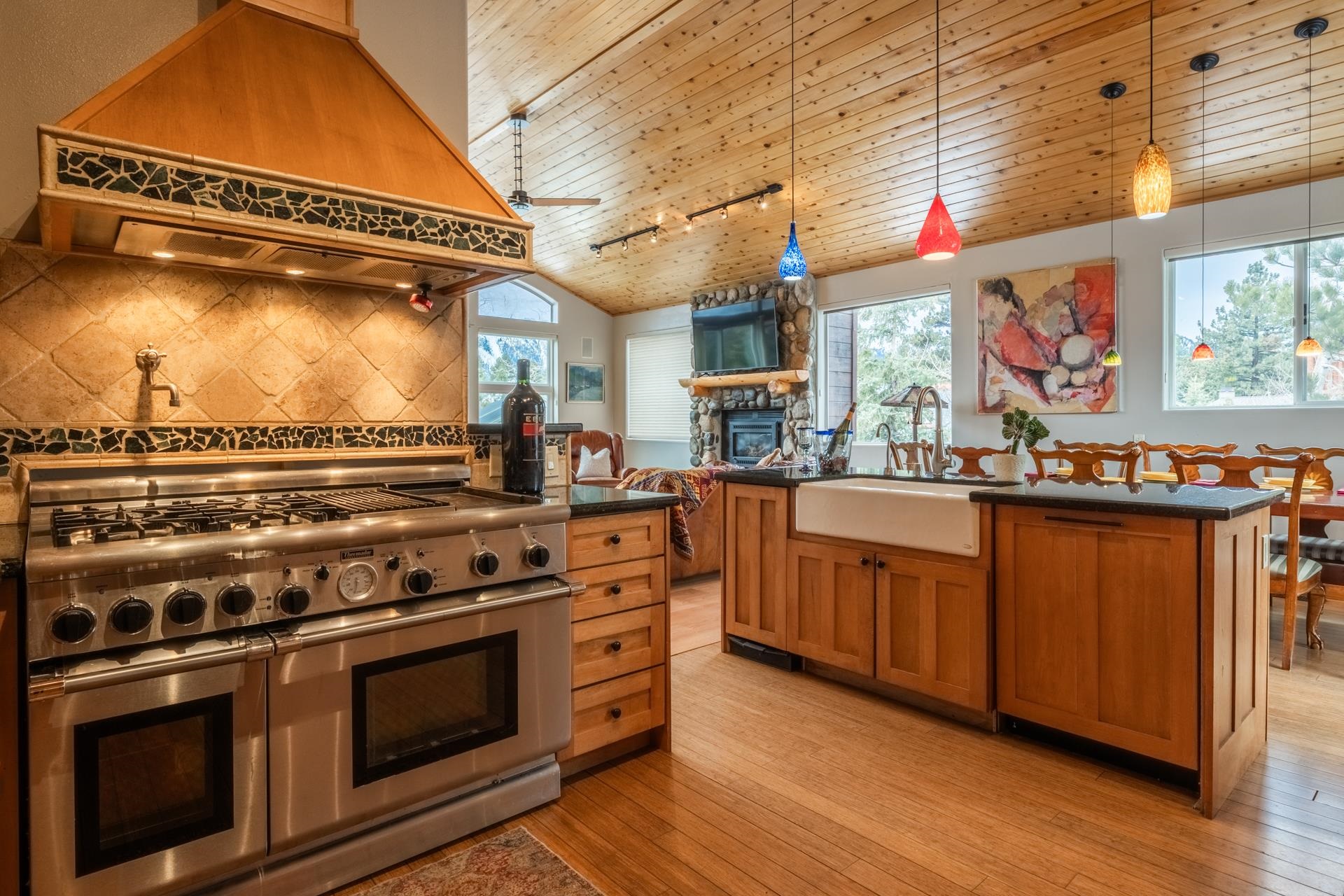 323 Wagon Wheel Road Mammoth Lakes, CA 93546 - Photo 3 of 38 Gallery Image 3