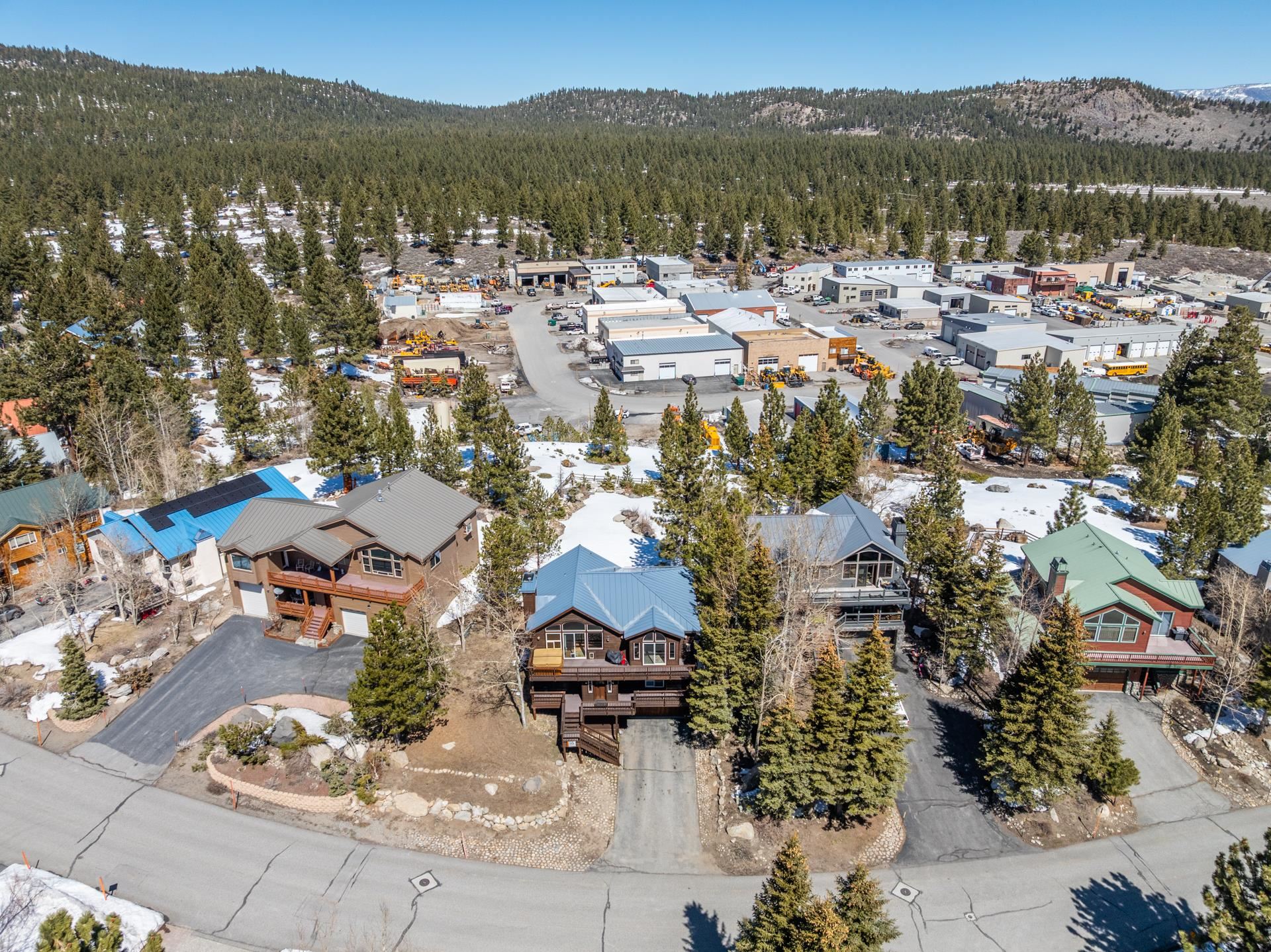 323 Wagon Wheel Road Mammoth Lakes, CA 93546 - Photo 33 of 38 Gallery Image 33