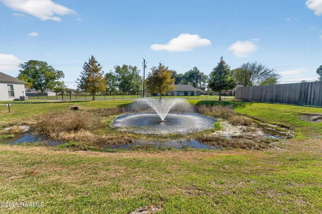 $215,000 | 109 Rue Argenteuil, Lafayette, LA 70506