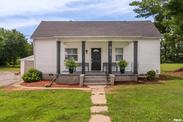 $165,000 | 813 Dorris Heights Road, Harrisburg, IL 62946