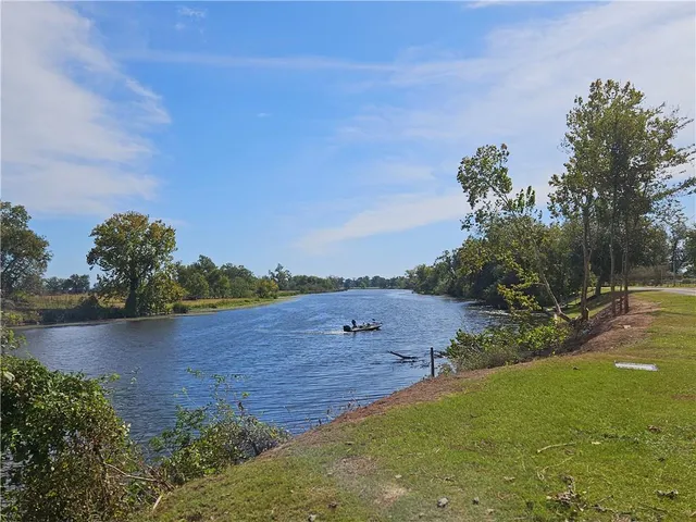 $175,000 | 1196 Highway 484, Natchez, LA 71456