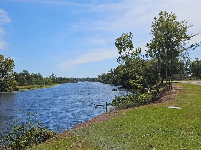 $175,000 | 1196 Highway 484, Natchez, LA 71456