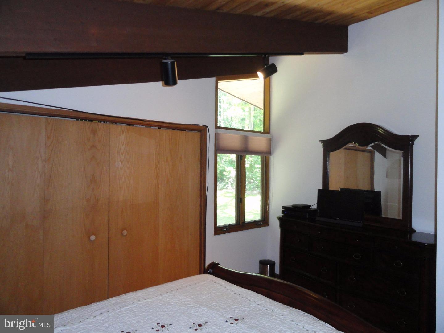 4473 Conestoga Road Elverson, PA 19520 - Photo 9 of 25 Gallery Image 9