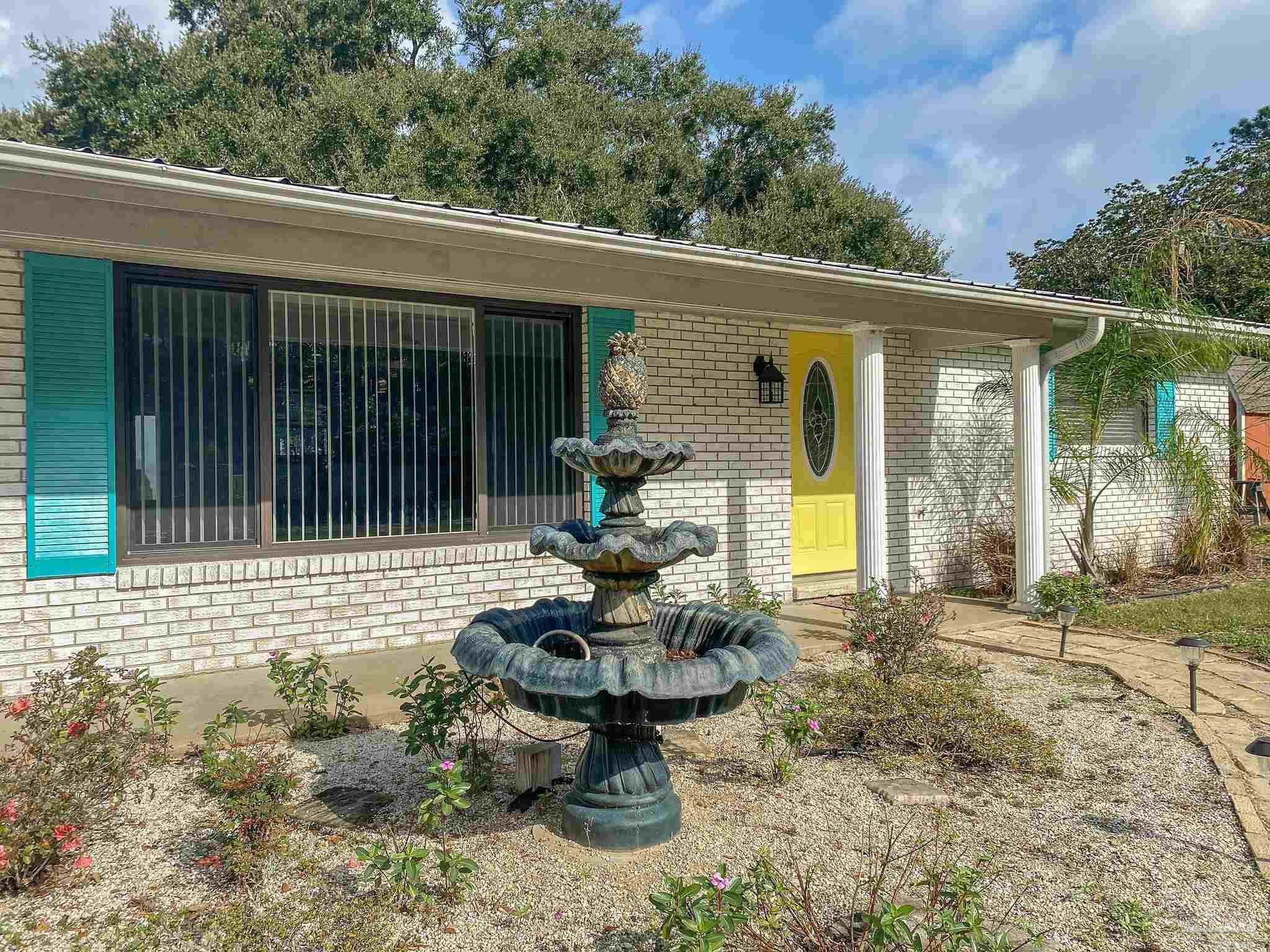 250 Riola Place Pensacola, FL 32506 - Photo 8 of 40 Gallery Image 8