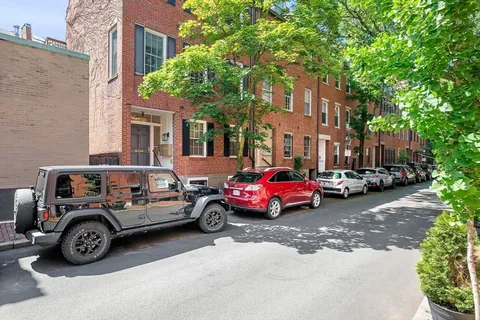 $515,000 | 1 Melrose Street, Unit 1, Boston, MA 02116