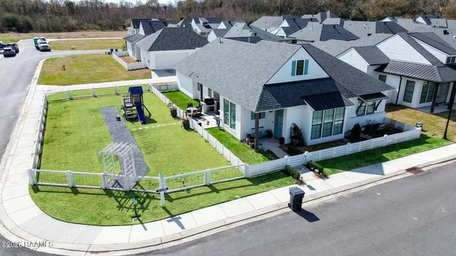 $394,800 | 101 Tea Rose Drive, Broussard, LA 70518