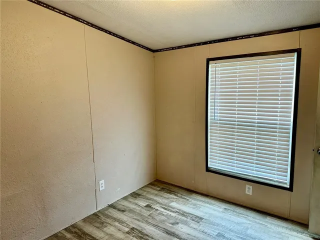 $1,325 | 1522 16th Street, Unit 5, Rockport, TX 78382