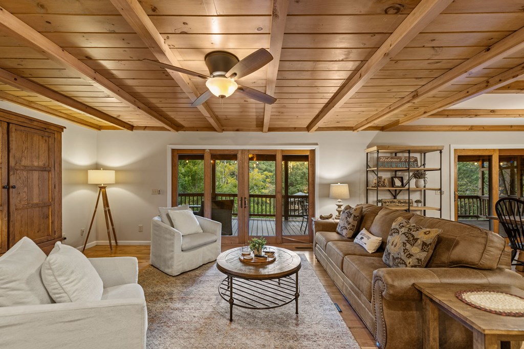 210 White Pine Acres Lane Blue Ridge, GA 30513 - Photo 7 of 94