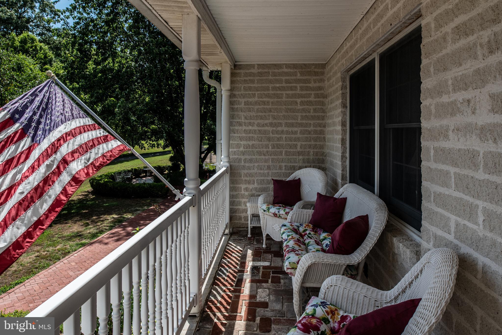 9137 Dahlgren Road King George, VA 22485 - Photo 6 of 77 Gallery Image 6