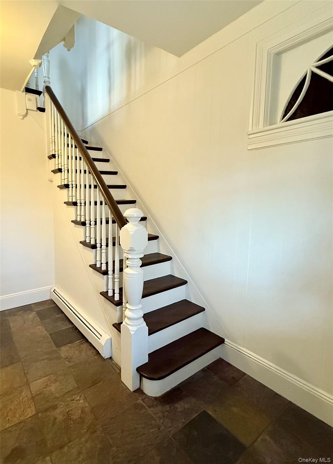 102 North Midland Avenue, Unit 2 Nyack, NY 10960 - Photo 3 of 19 a view of entryway