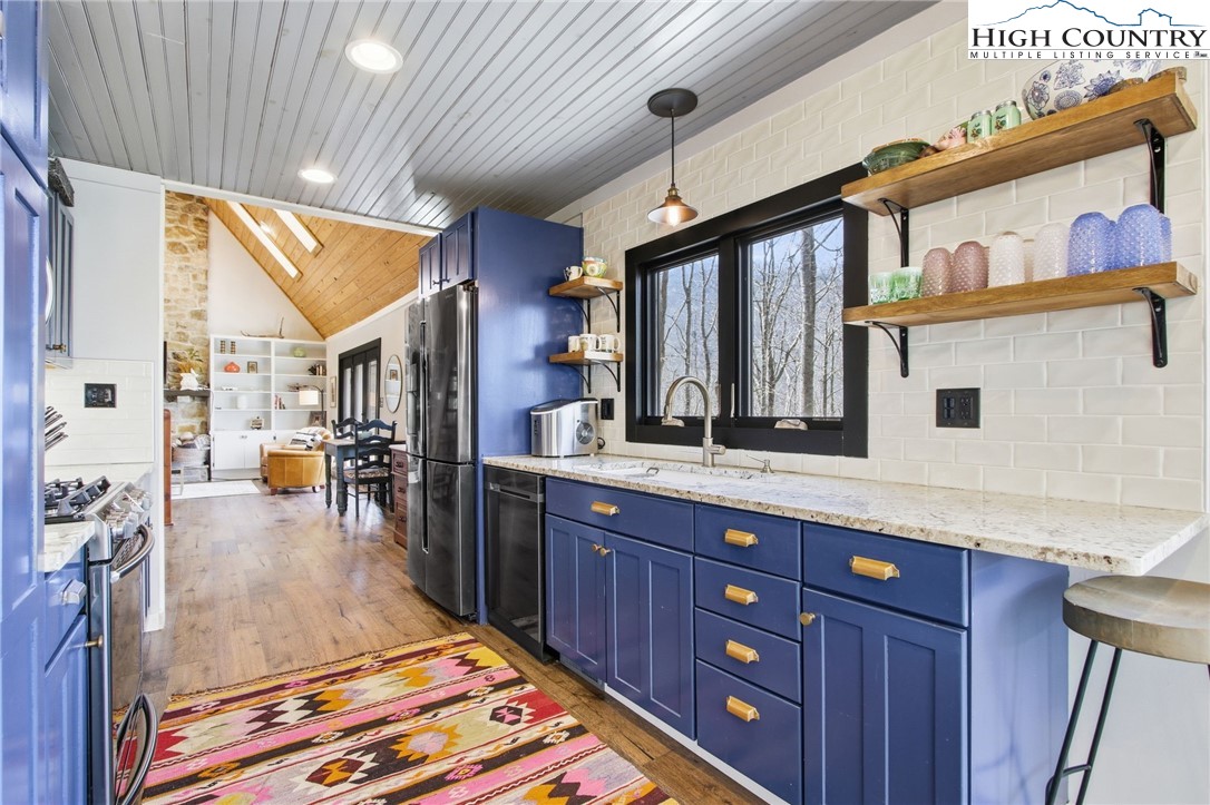 313 Birch Boone, NC 28607 - Photo 12 of 50 Gallery Image 12